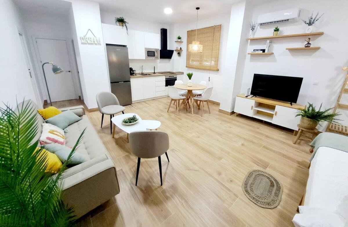 Coffee & Calm Triana Apartment Sevilla Exterior foto
