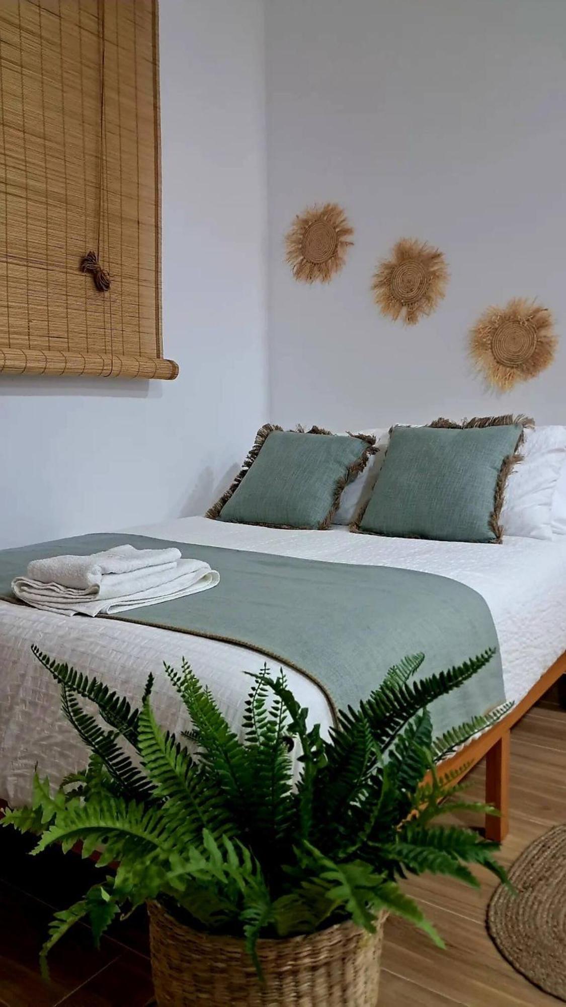 Coffee & Calm Triana Apartment Sevilla Exterior foto