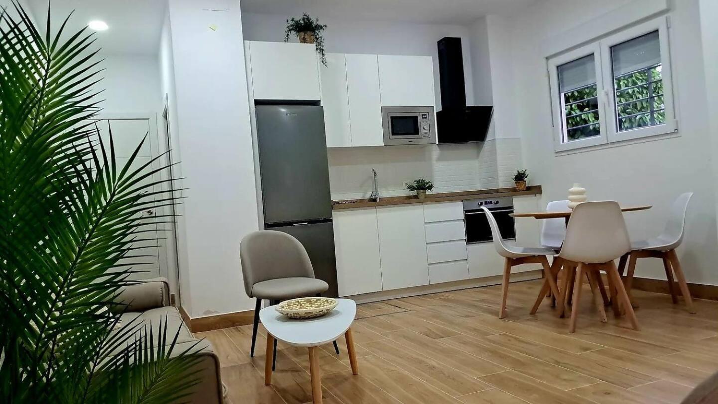 Coffee & Calm Triana Apartment Sevilla Exterior foto