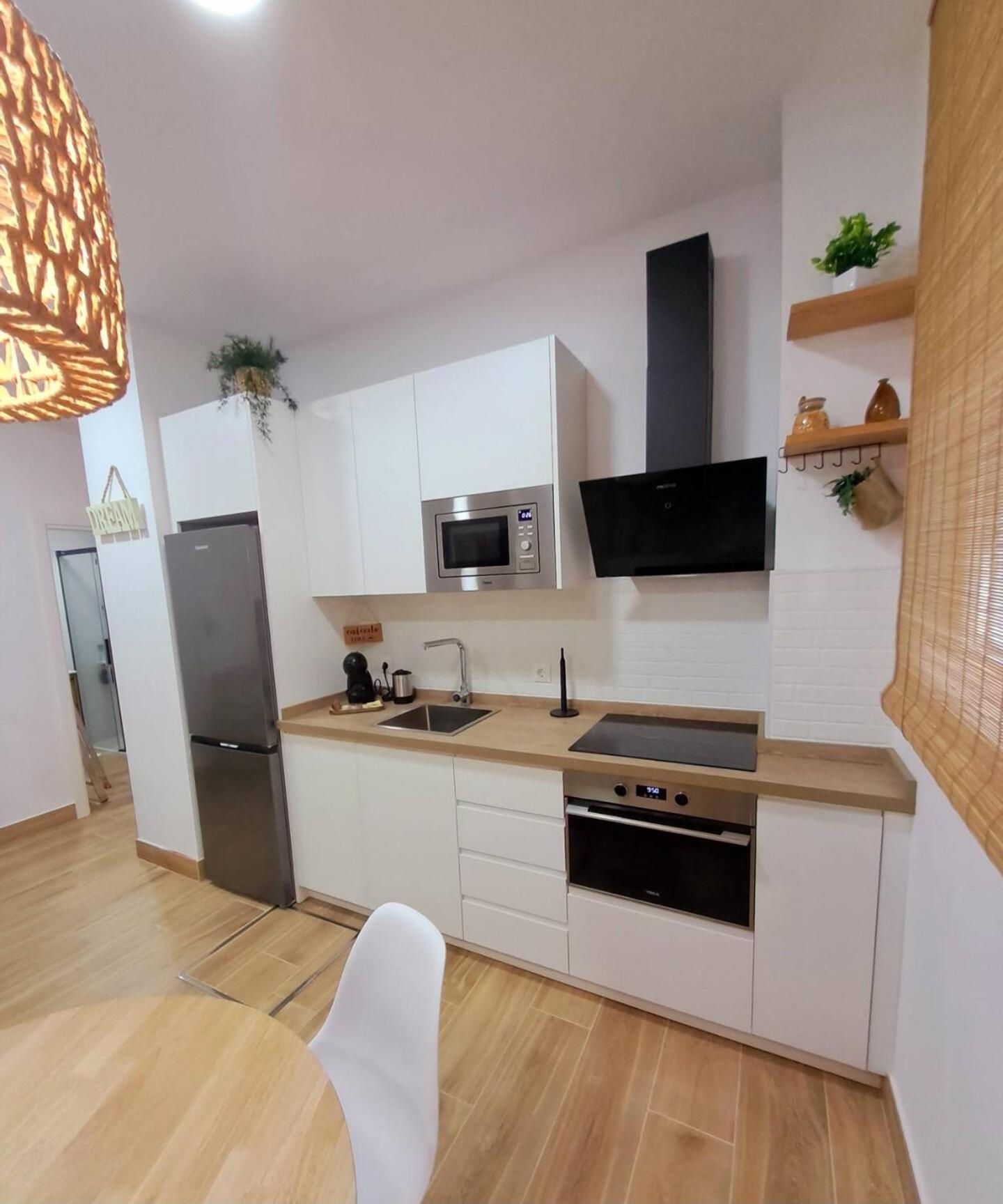 Coffee & Calm Triana Apartment Sevilla Exterior foto
